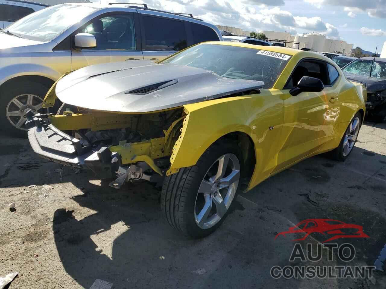 CHEVROLET CAMARO 2018 - 1G1FE1R73J0155556