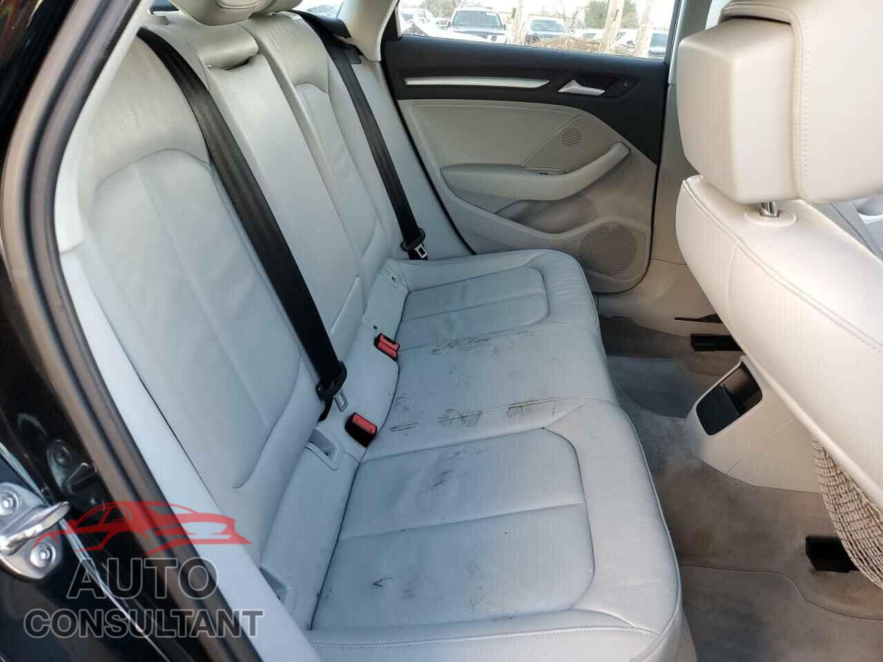 AUDI A3 2015 - WAUACGFF4F1016024