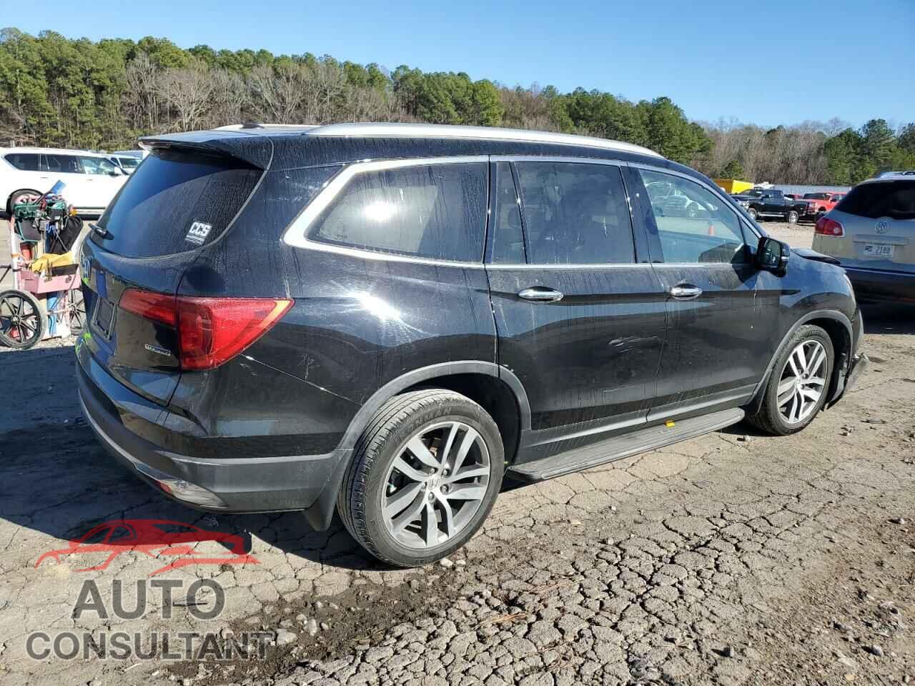 HONDA PILOT 2017 - 5FNYF5H96HB011700