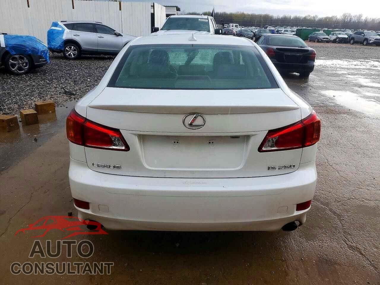 LEXUS IS 2010 - JTHBF5C23A5129032