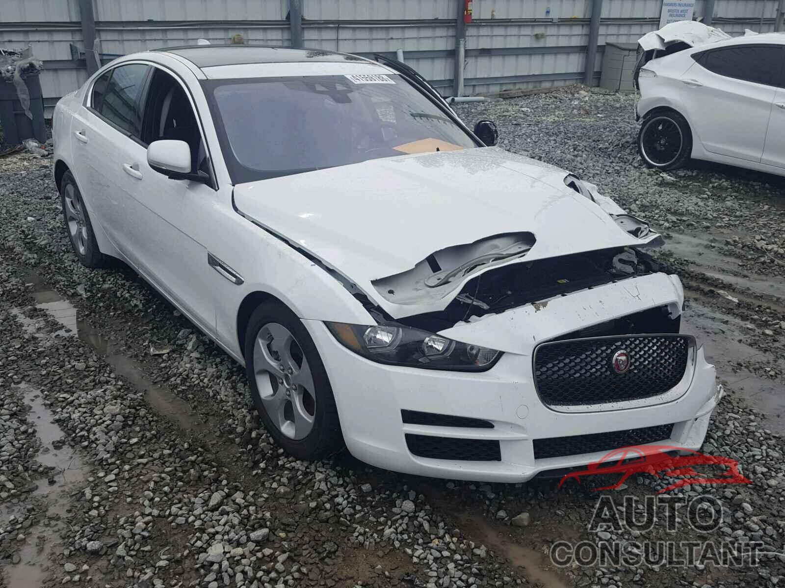 JAGUAR XE 2018 - SAJAR4FX5JCP38092