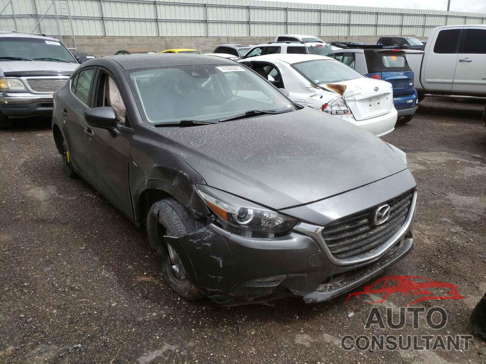 MAZDA 3 2018 - 3MZBN1U77JM182671