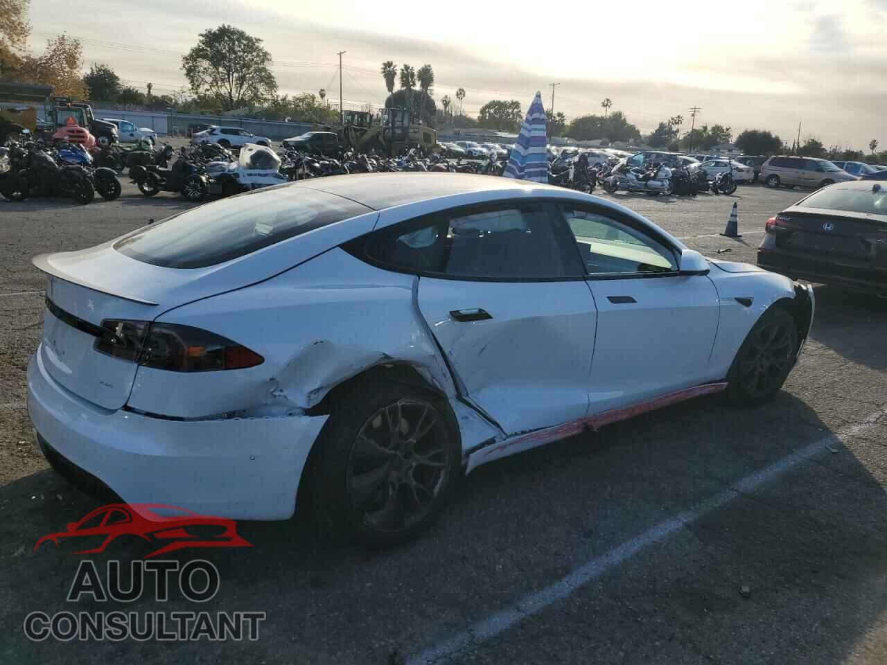 TESLA MODEL S 2021 - 5YJSA1E63MF449673