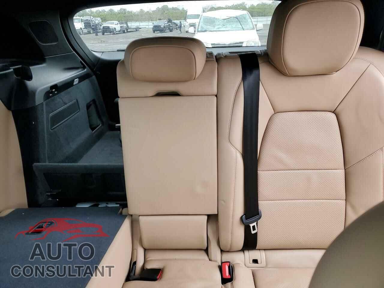 PORSCHE CAYENNE 2019 - WP1AA2AY0KDA15514