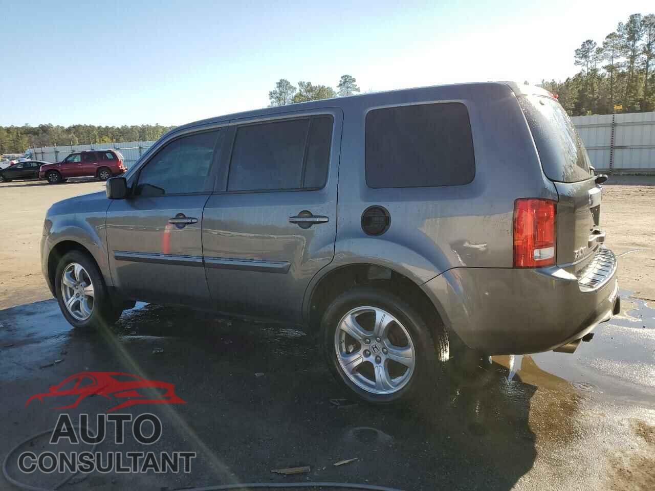 HONDA PILOT 2012 - 5FNYF4H51CB081038