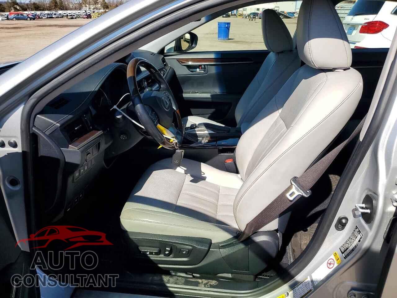 LEXUS ES 300H BA 2016 - JTHBW1GG6G2108720