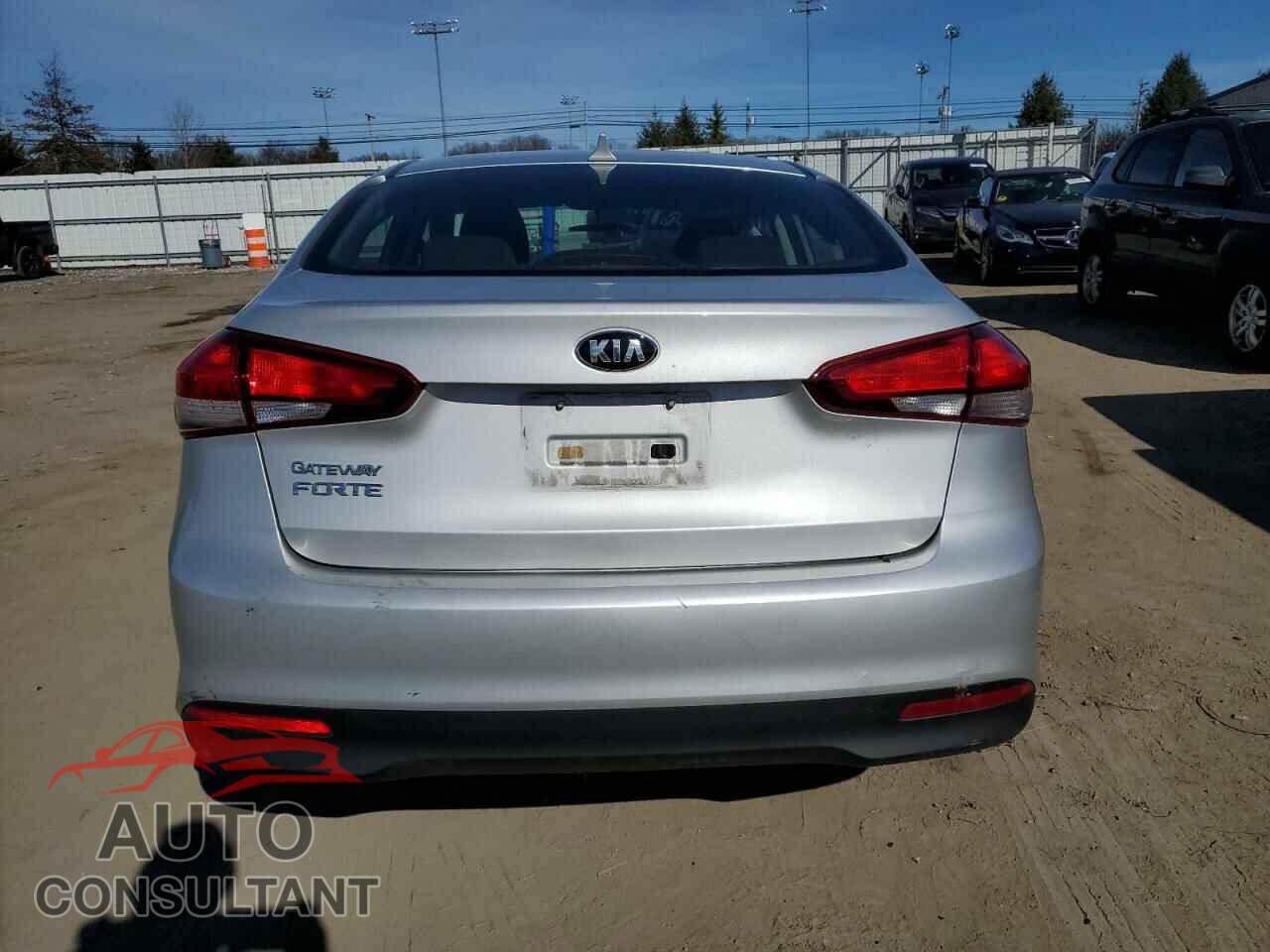 KIA FORTE 2017 - 3KPFK4A72HE098765