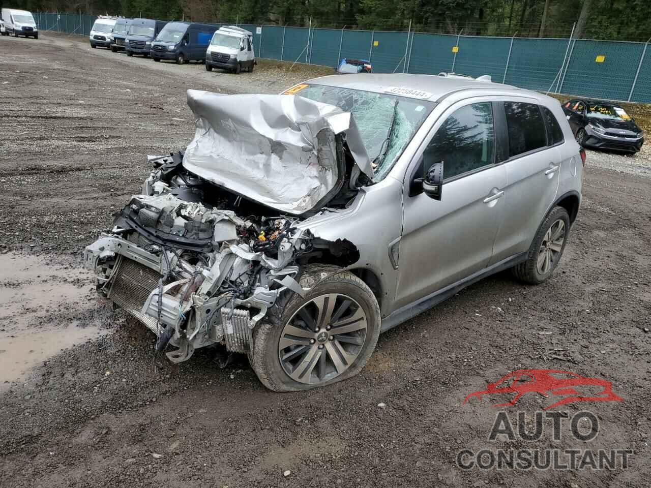 MITSUBISHI OUTLANDER 2021 - JA4ARUAU2MU029379