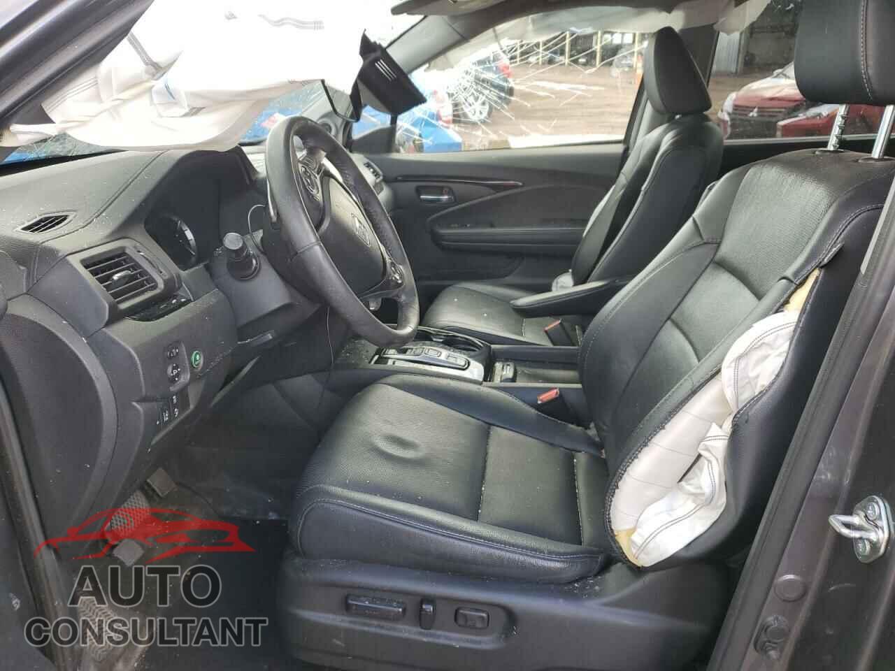 HONDA PILOT 2017 - 5FNYF6H01HB092886