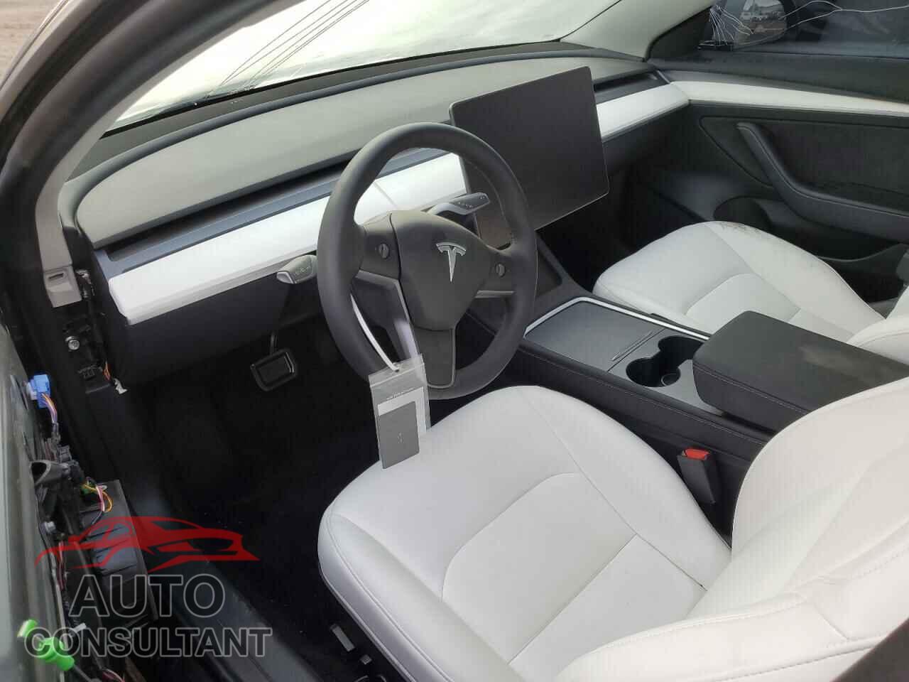 TESLA MODEL 3 2023 - 5YJ3E1EA6PF680472