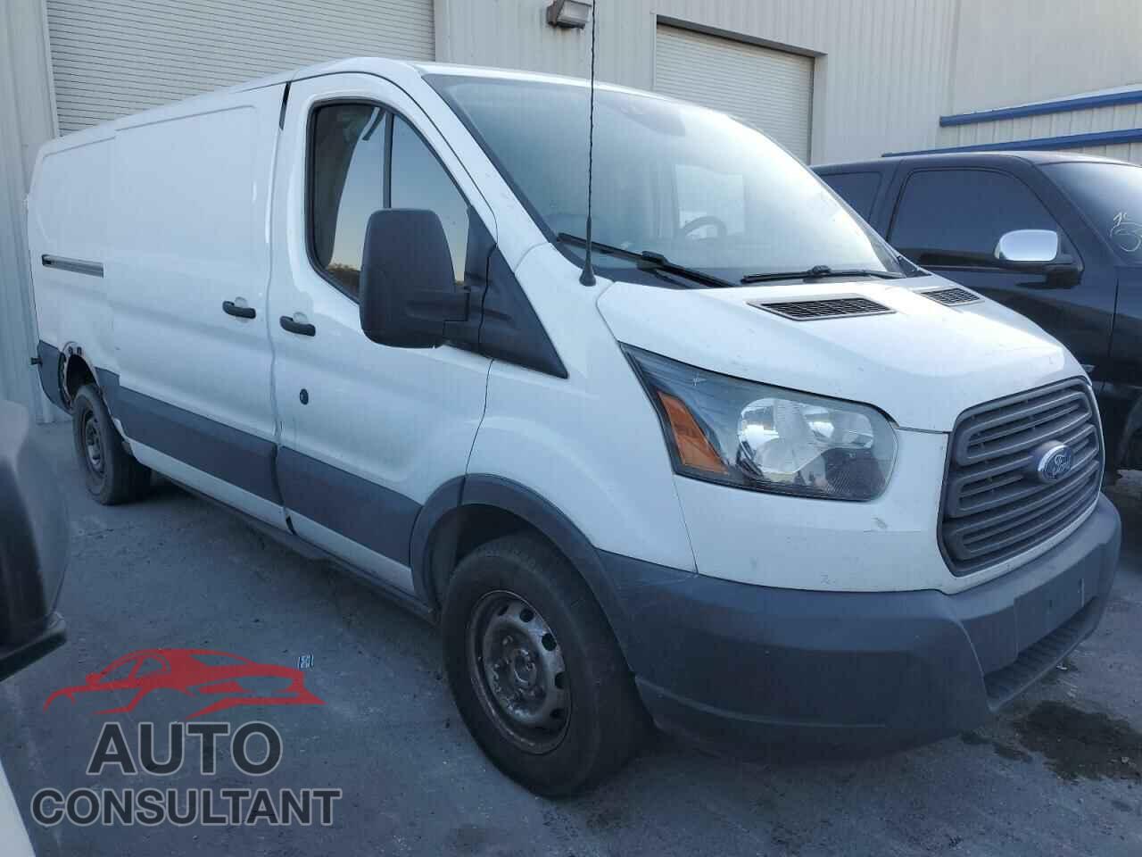 FORD TRANSIT 2018 - 1FTYE2YG2JKA15607