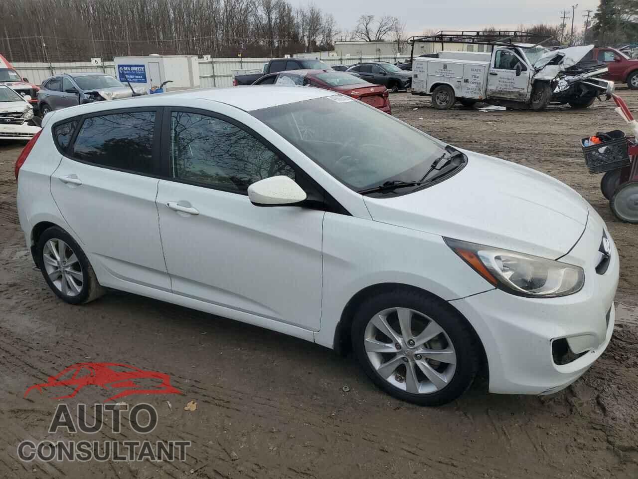 HYUNDAI ACCENT 2012 - KMHCU5AE2CU032787
