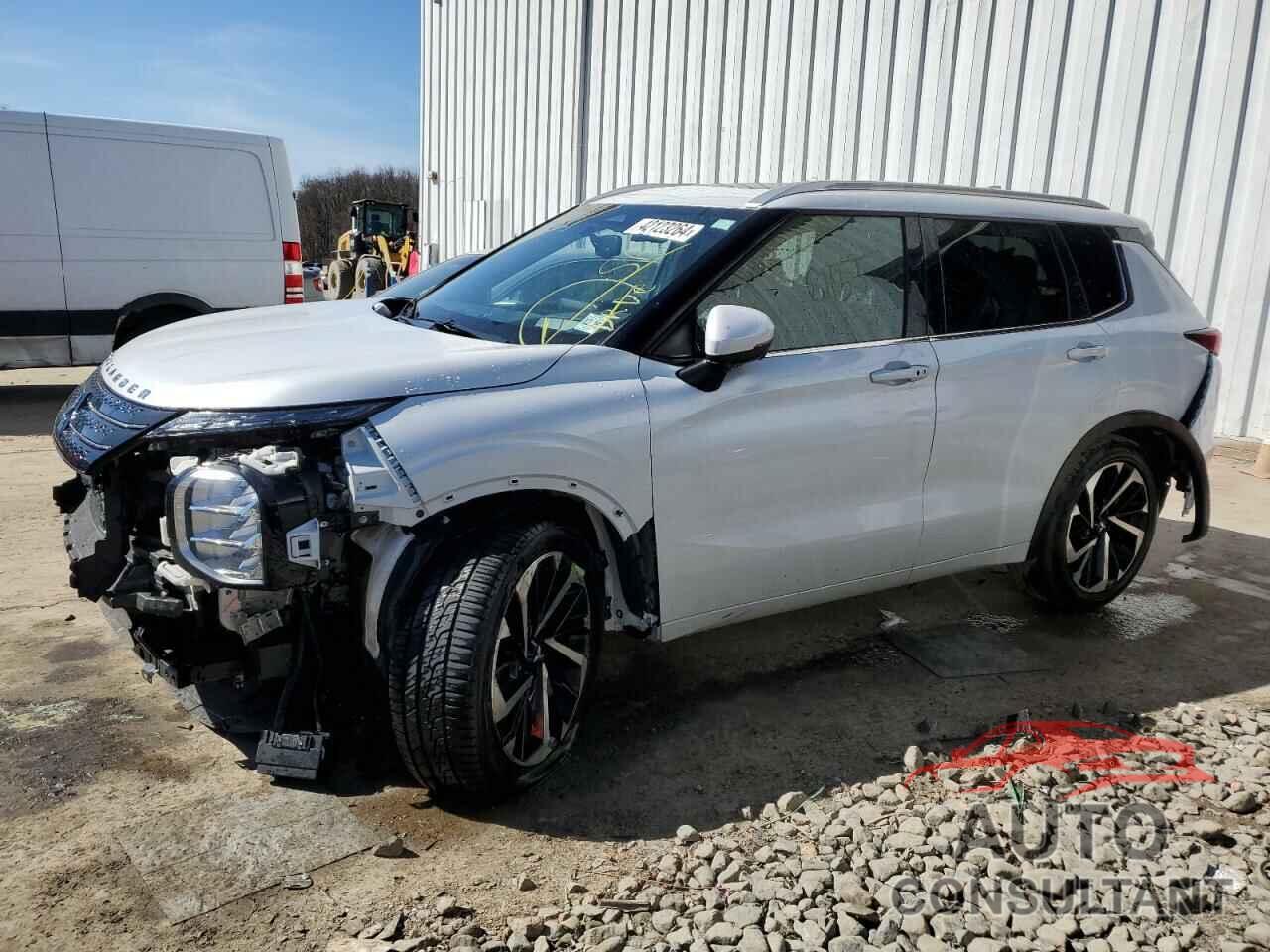 MITSUBISHI OUTLANDER 2022 - JA4J4VA85NZ041781