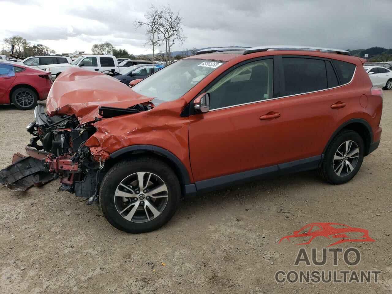 TOYOTA RAV4 2016 - JTMRFREV7GJ101829