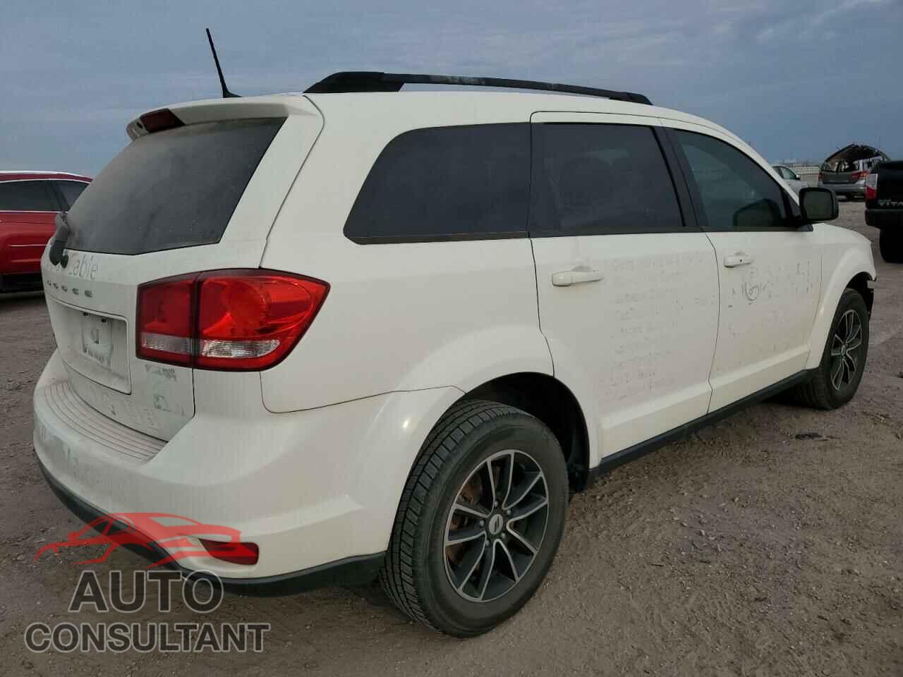 DODGE JOURNEY 2018 - 3C4PDCBG9JT512150