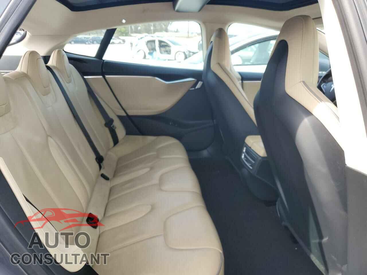 TESLA MODEL S 2014 - 5YJSA1H10EFP32887