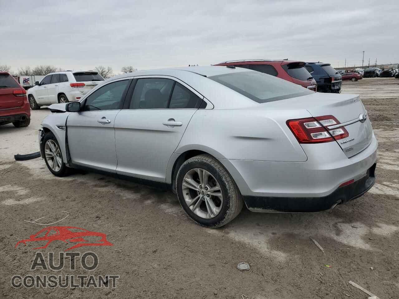 FORD TAURUS 2015 - 1FAHP2D89FG130861