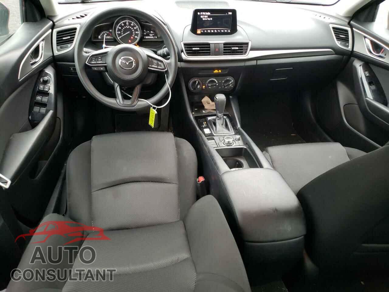 MAZDA 3 2018 - 3MZBN1U7XJM176010