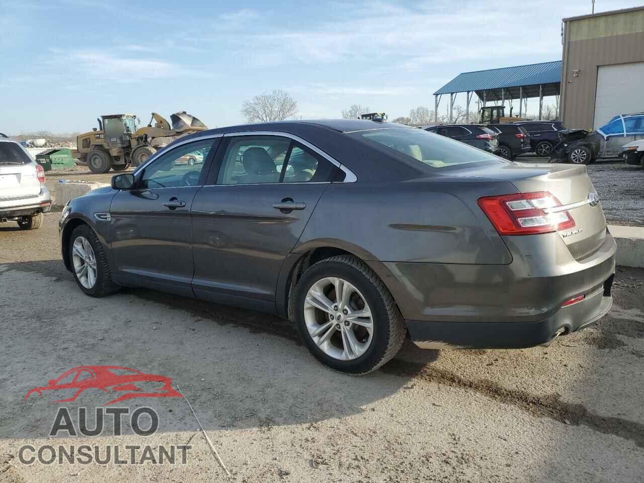 FORD TAURUS 2017 - 1FAHP2D86HG128990