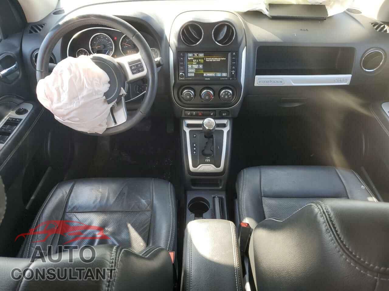 JEEP COMPASS 2017 - 1C4NJCEA1HD102210