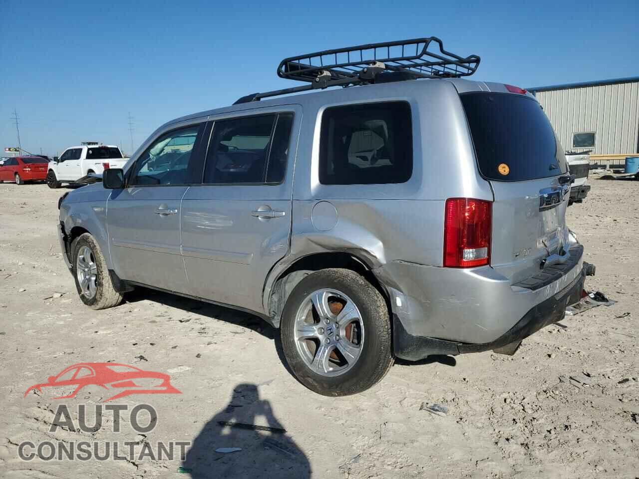HONDA PILOT 2013 - 5FNYF3H77DB024985