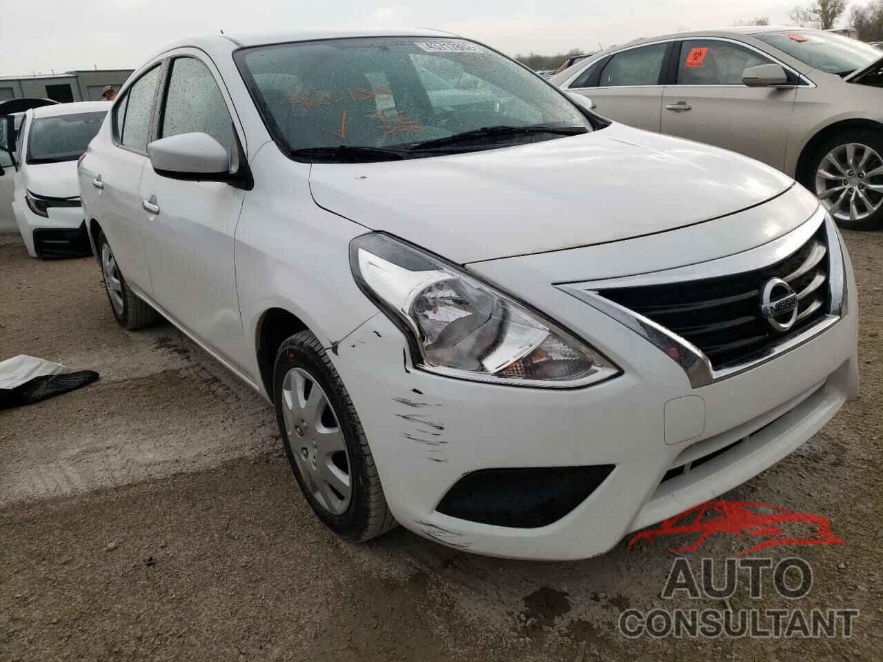 NISSAN VERSA 2017 - 3N1CN7AP4HK420130