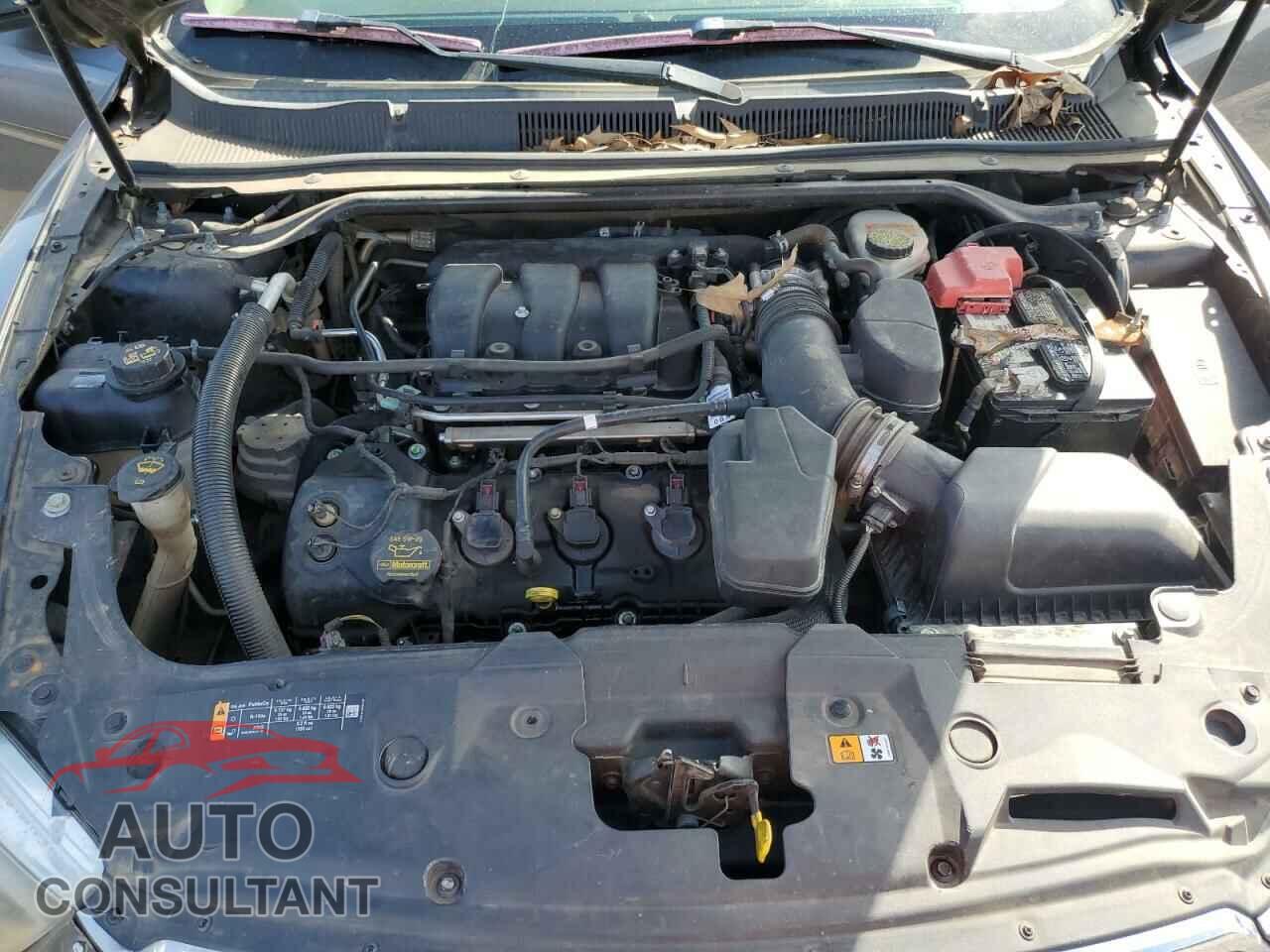 FORD TAURUS 2013 - 1FAHP2D89DG176560