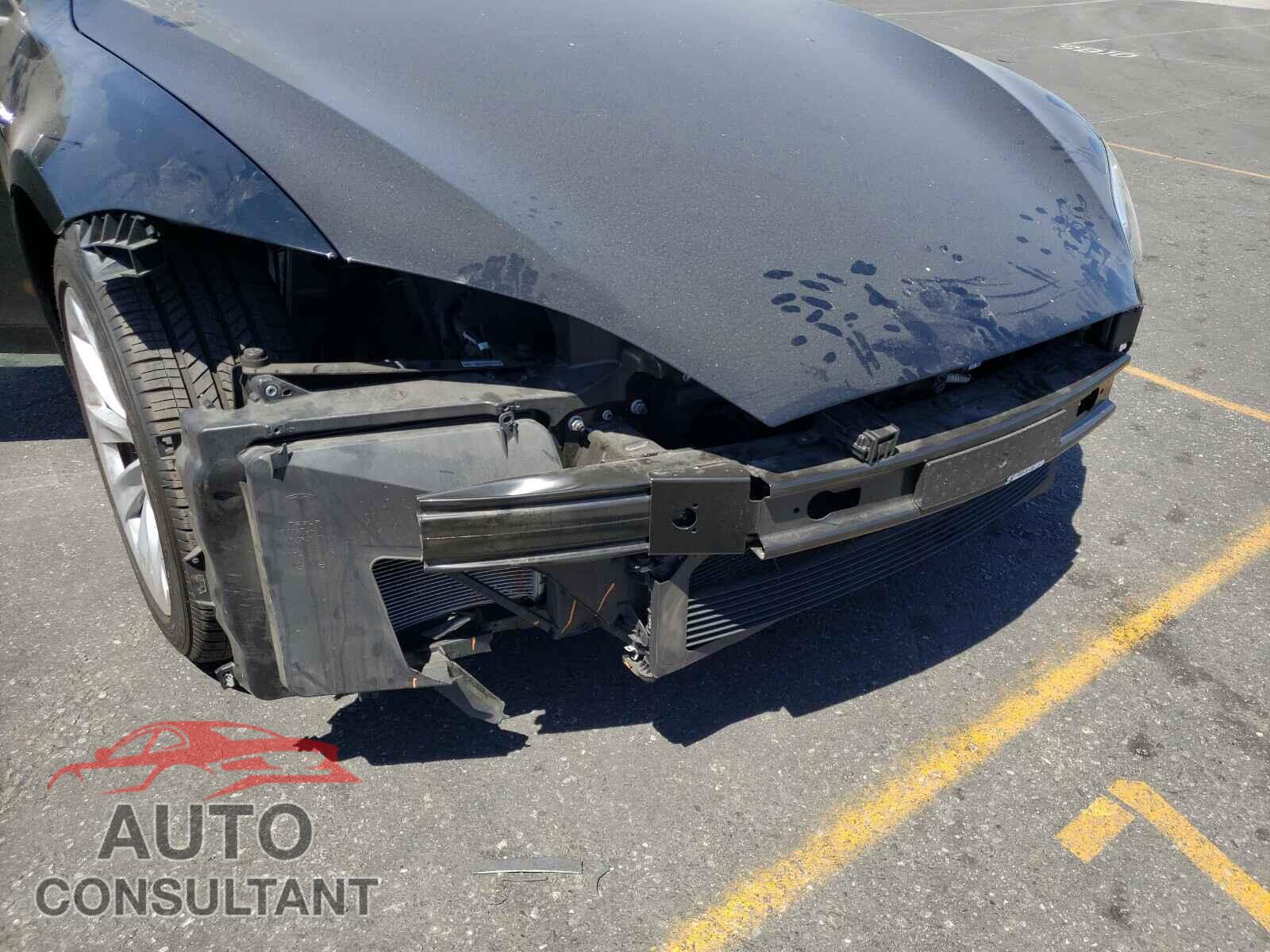 TESLA MODEL S 2017 - 5YJSA1E15HF191652