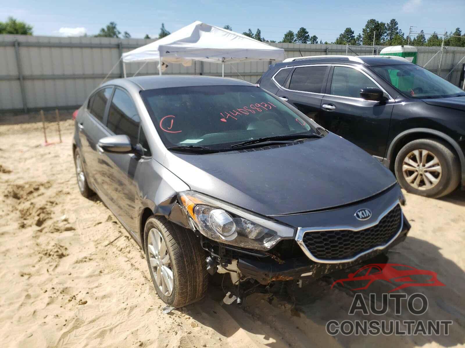 KIA FORTE 2016 - KNAFX4A66G5574208