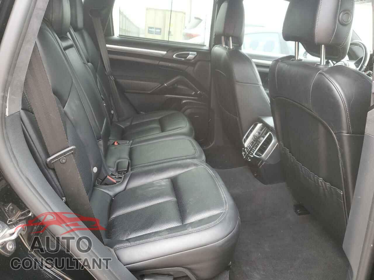 PORSCHE CAYENNE 2016 - WP1AD2A23GLA71527