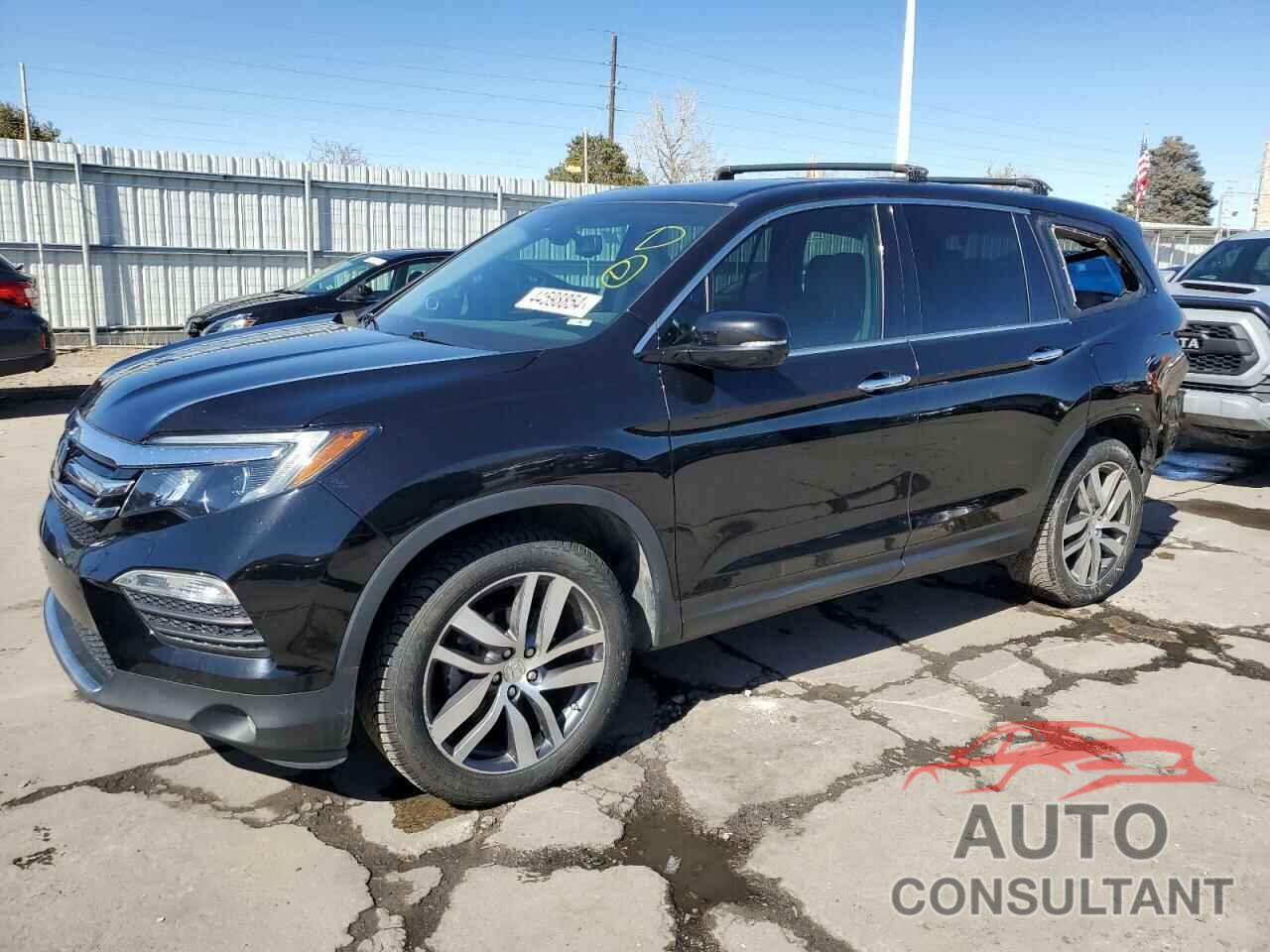 HONDA PILOT 2017 - 5FNYF6H07HB088311