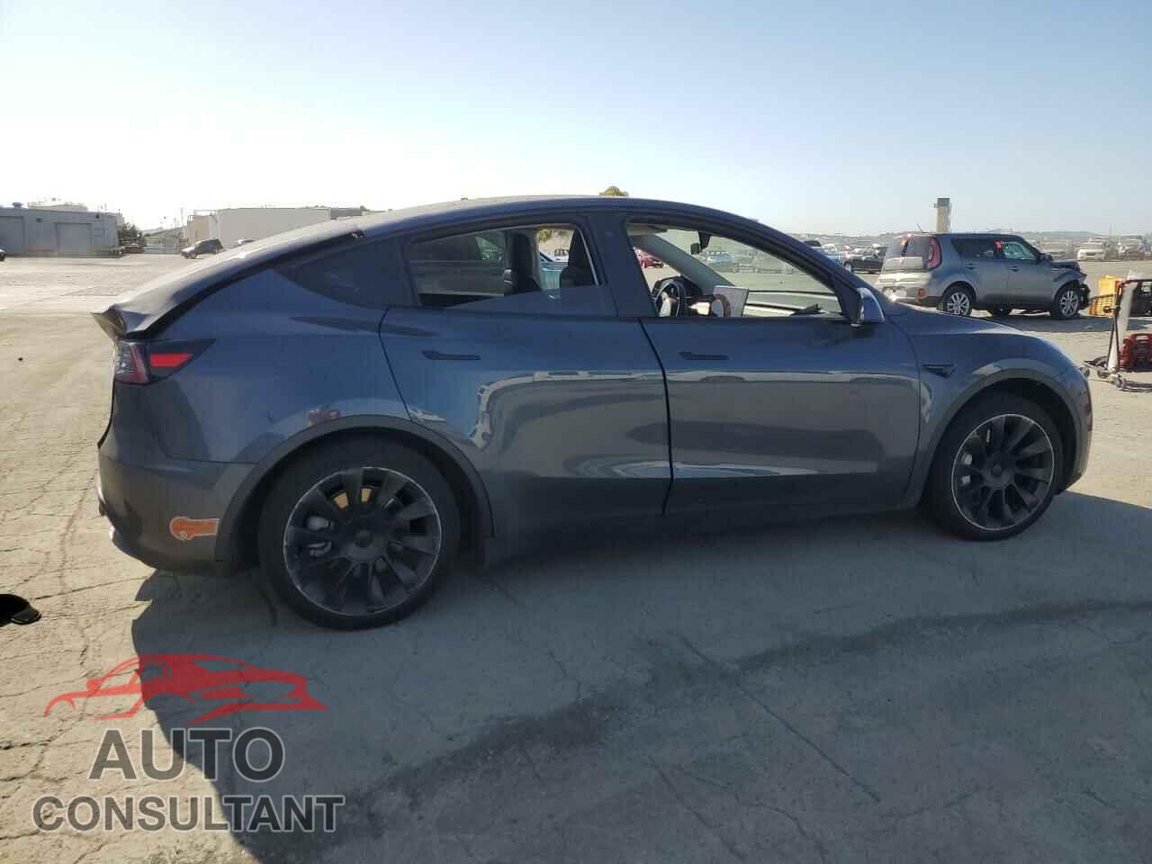 TESLA MODEL Y 2020 - 5YJYGDEF0LF002484