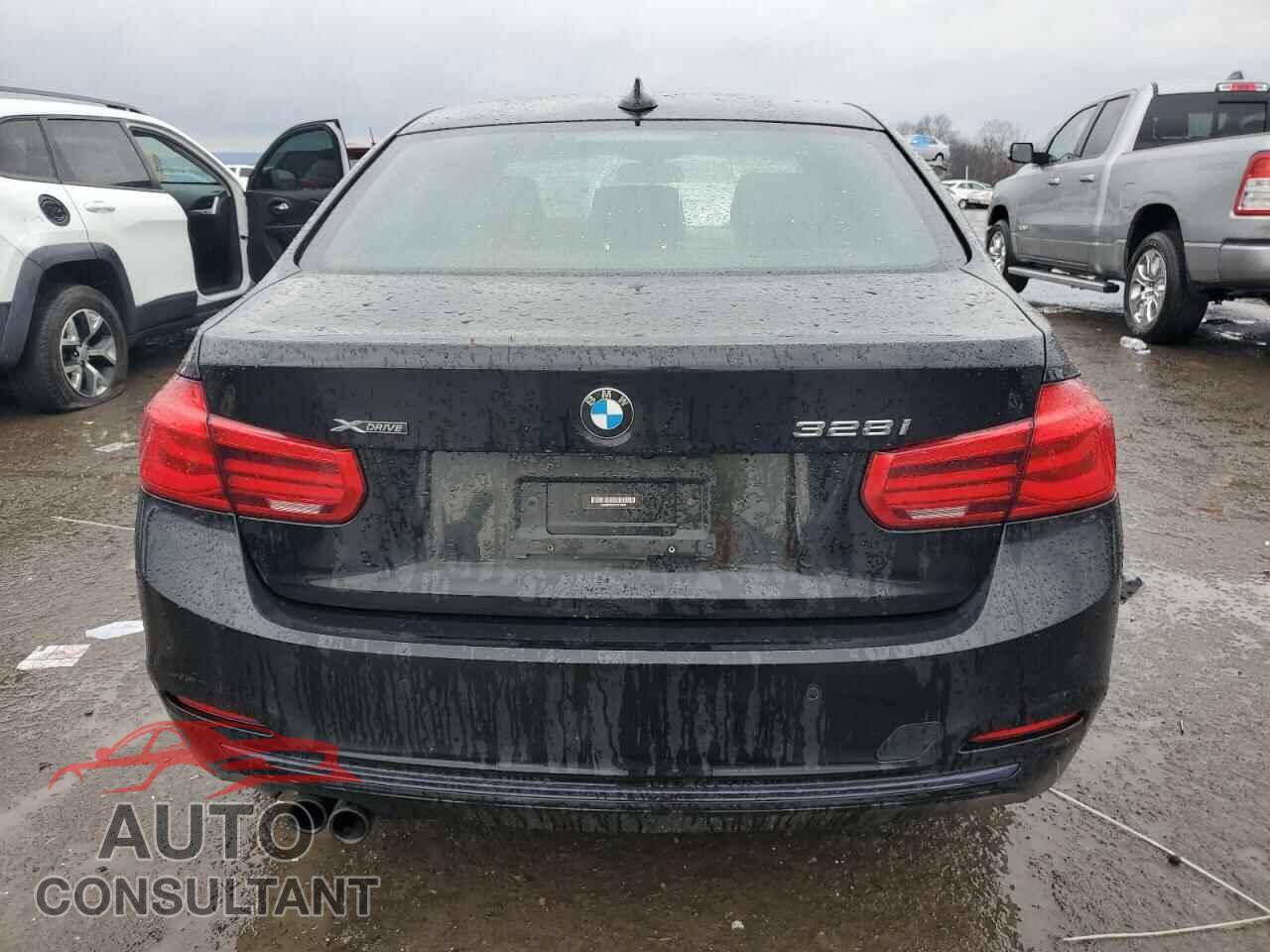 BMW 3 SERIES 2016 - WBA8E3C52GP974591