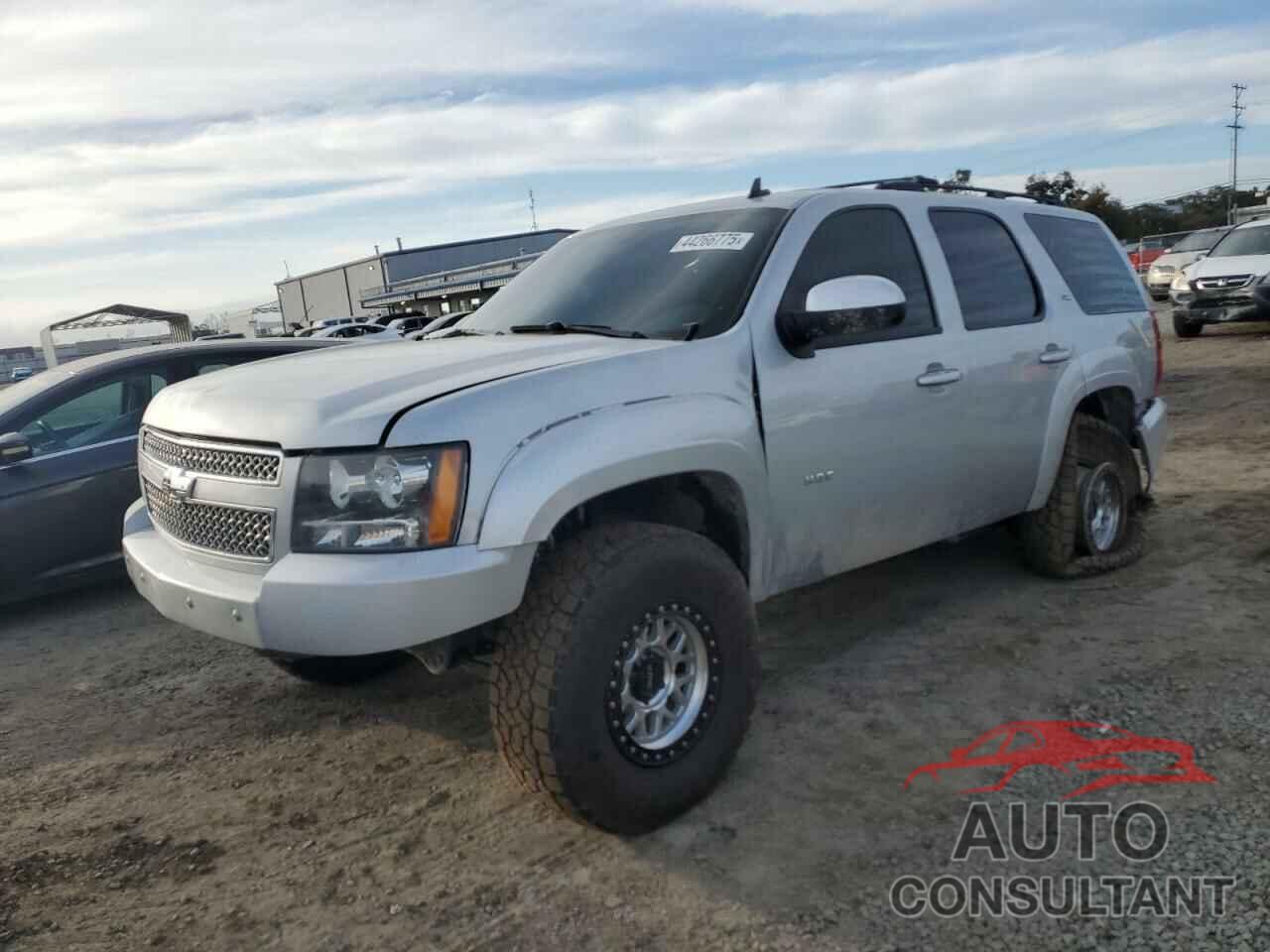 CHEVROLET TAHOE 2012 - 1GNSKBE04CR162079