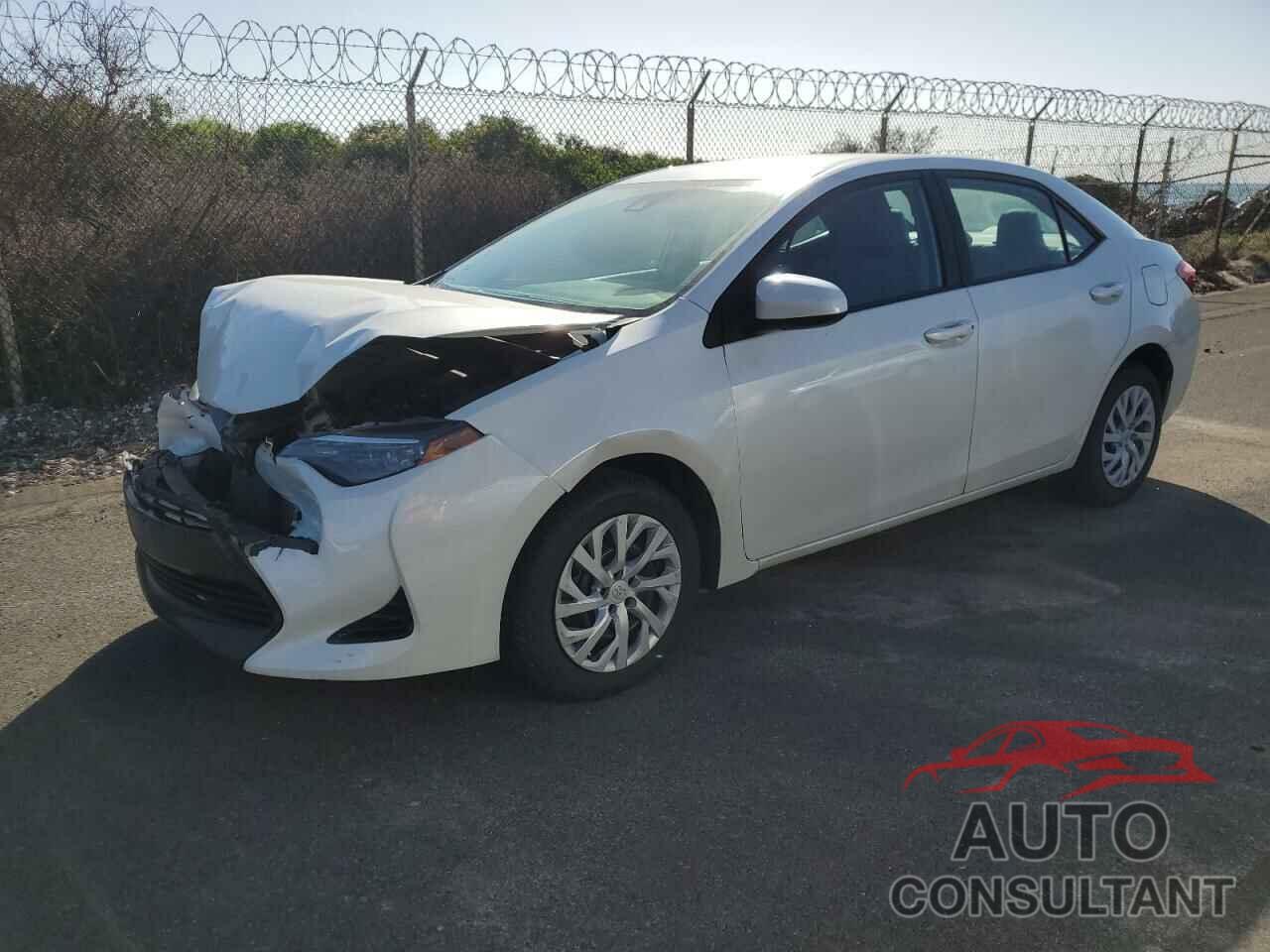 TOYOTA COROLLA 2018 - 5YFBURHE9JP814186
