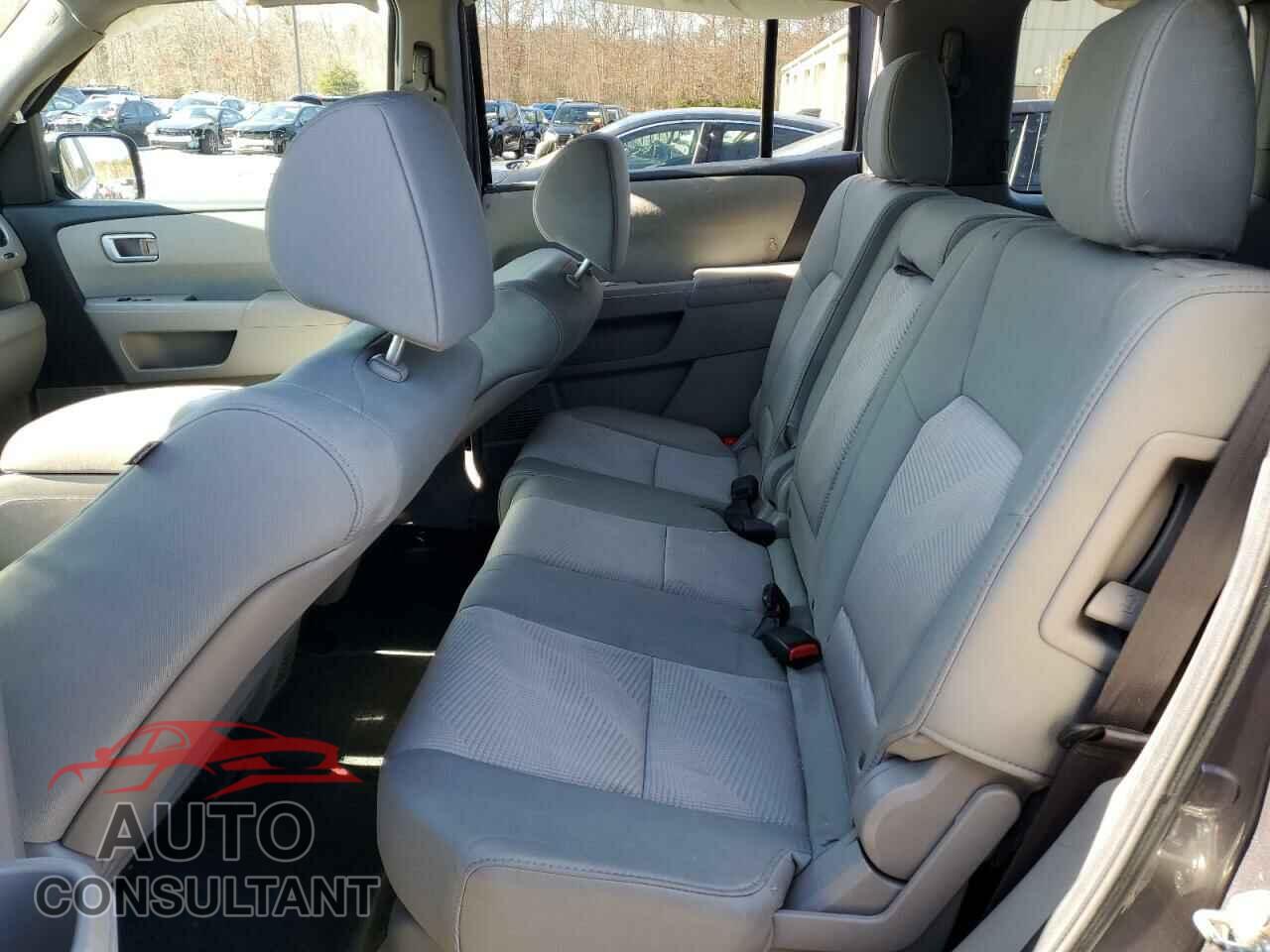 HONDA PILOT 2014 - 5FNYF4H2XEB006377