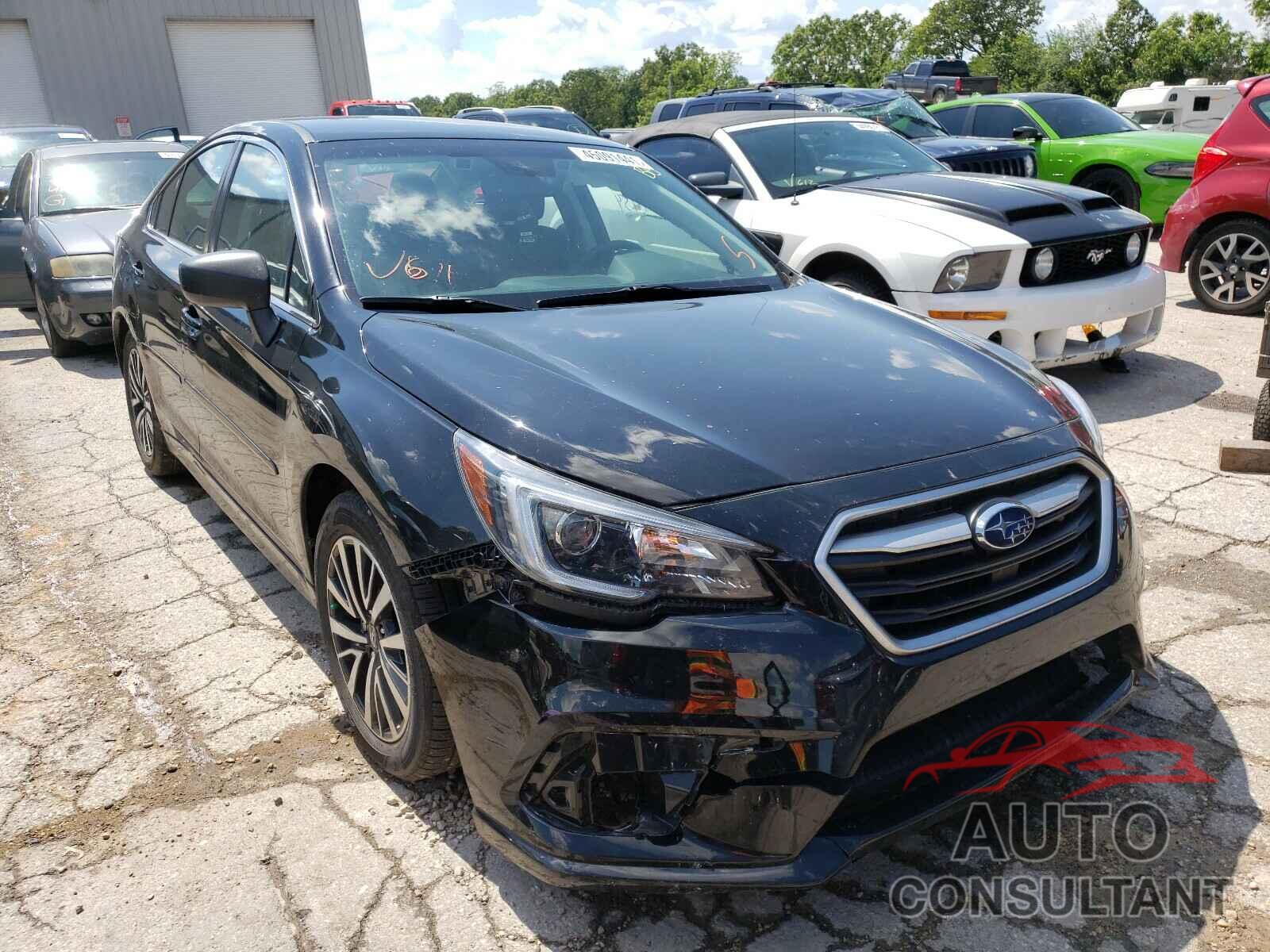 SUBARU LEGACY 2019 - 4S3BNAB61K3039926