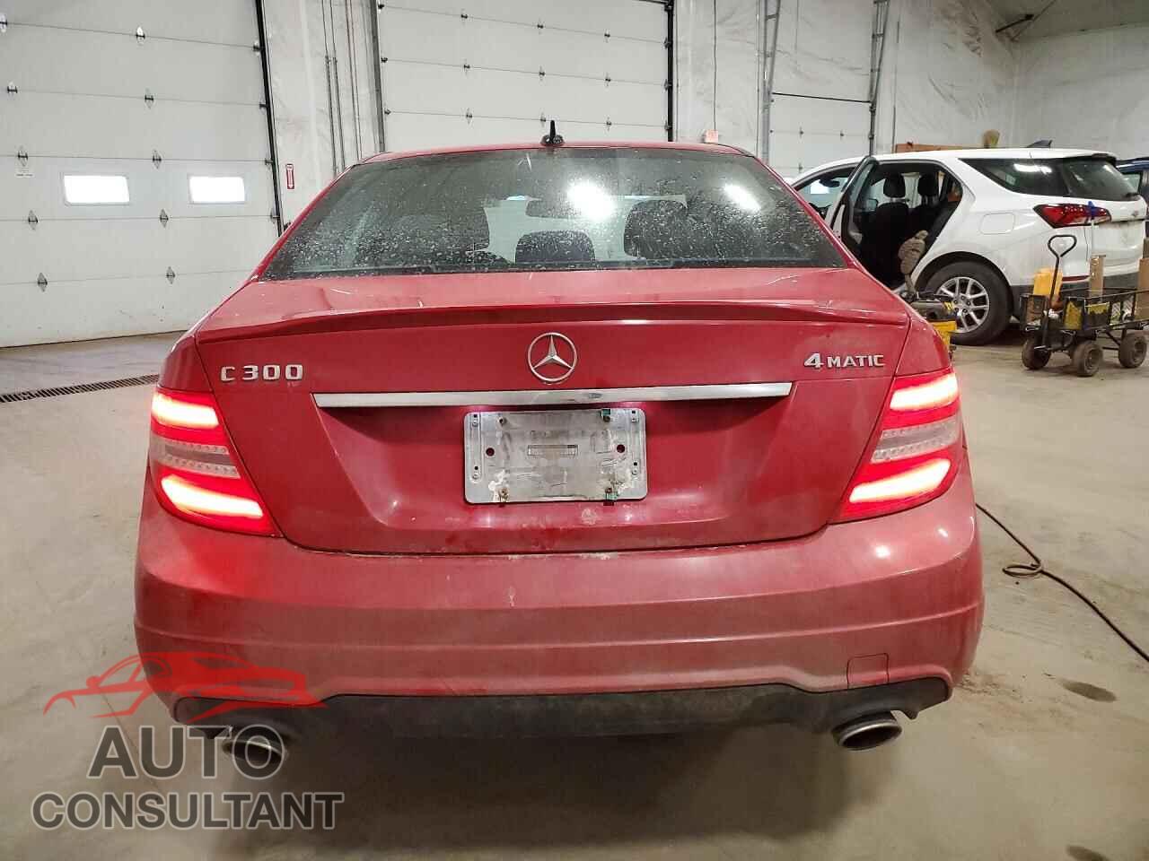 MERCEDES-BENZ C-CLASS 2014 - WDDGF8AB2ER321753