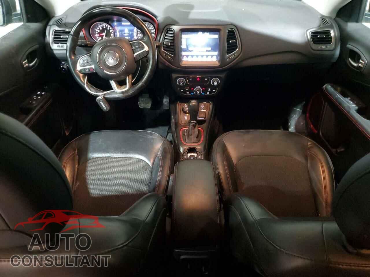 JEEP COMPASS 2019 - 3C4NJDDB5KT799253