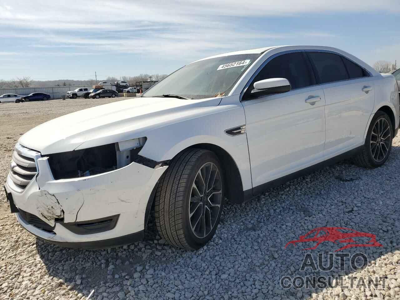 FORD TAURUS 2017 - 1FAHP2E82HG144537