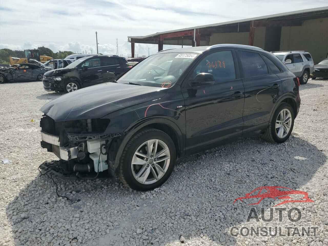 AUDI Q3 2018 - WA1BCCFS1JR018797