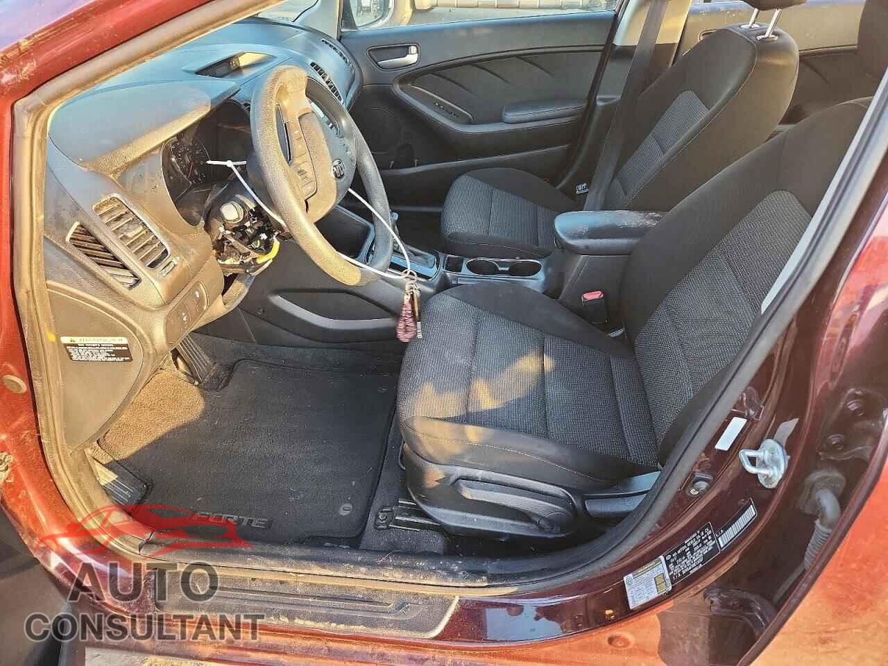 KIA FORTE 2017 - 3KPFK4A76HE116507