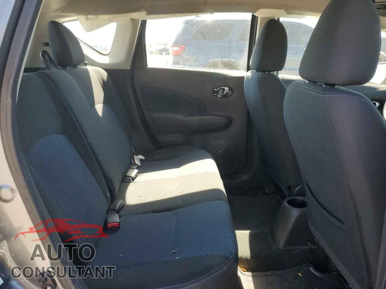 NISSAN VERSA 2017 - 3N1CE2CP8HL357091