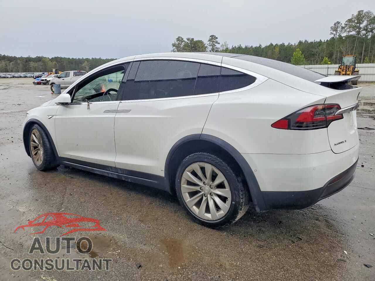 TESLA MODEL X 2016 - 5YJXCBE25GF022017