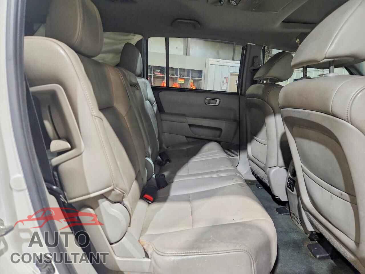 HONDA PILOT 2013 - 5FNYF4H93DB031794
