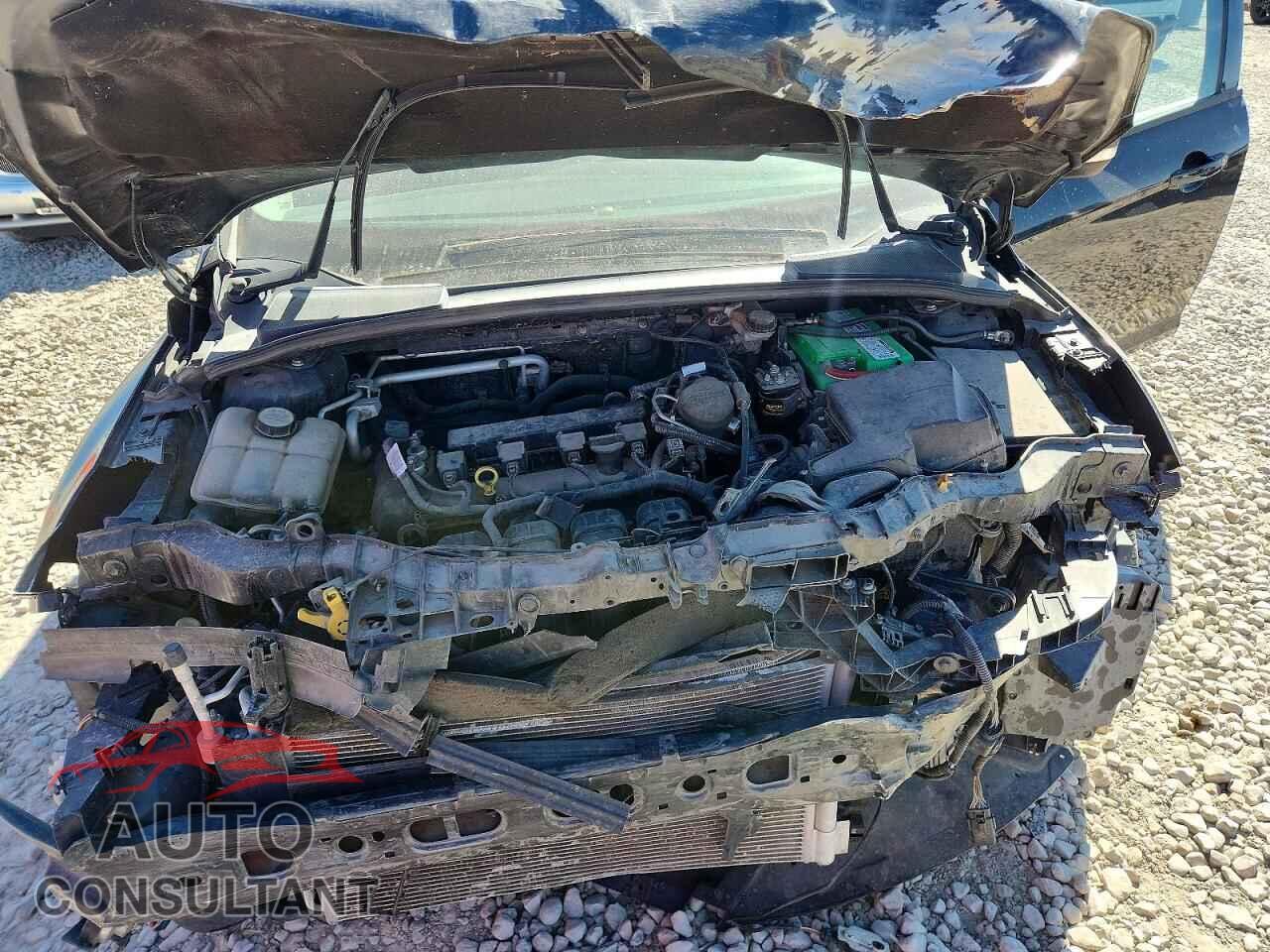FORD FOCUS 2013 - 1FADP3F26DL338391