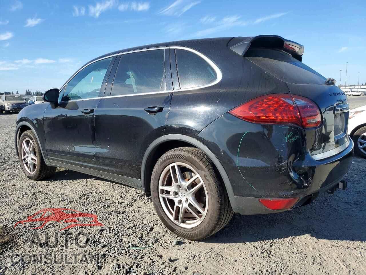 PORSCHE CAYENNE 2012 - WP1AB2A2XCLA40601