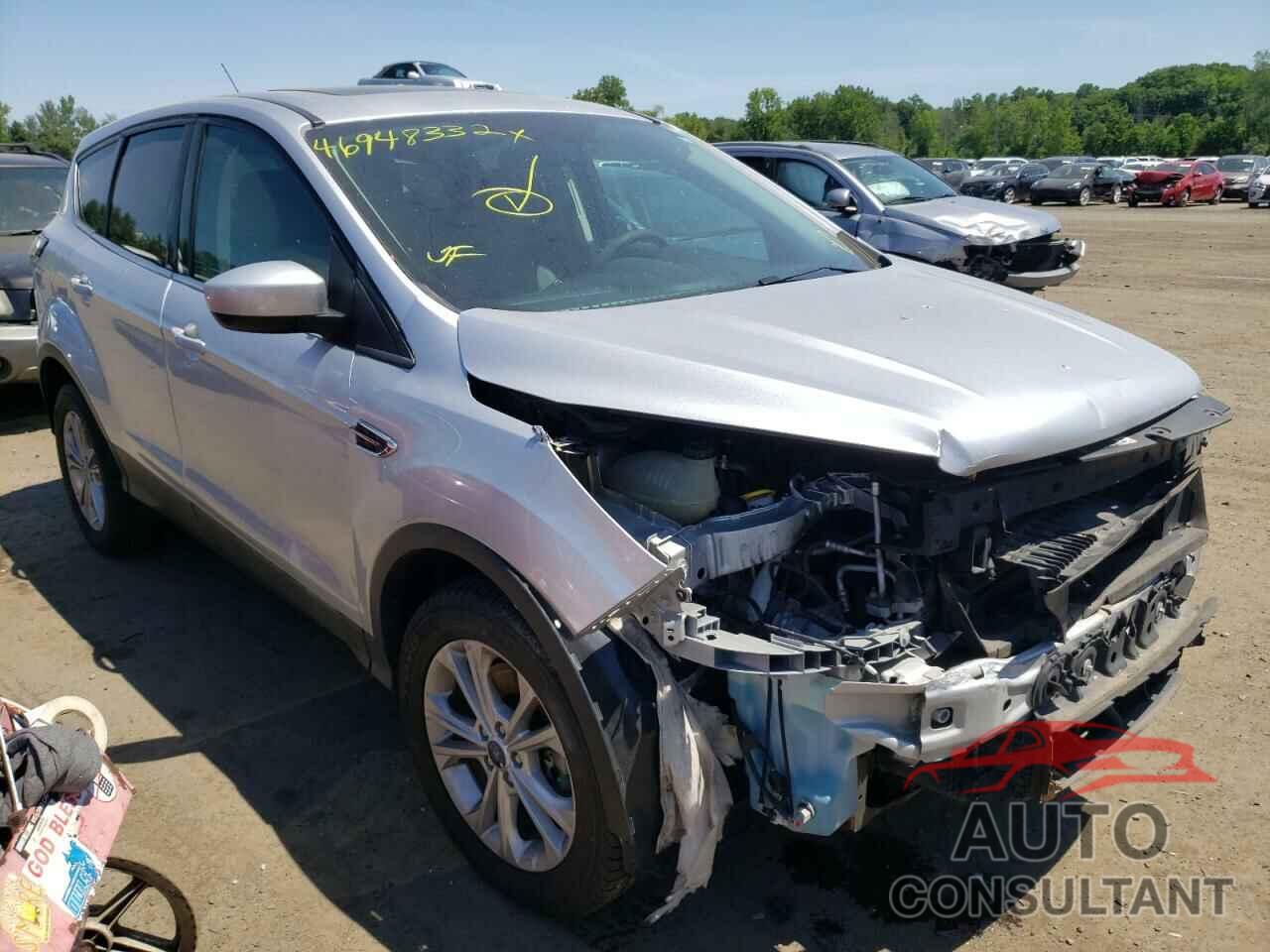 FORD ESCAPE 2017 - 1FMCU9G90HUC52258