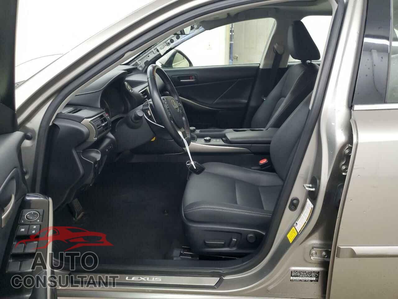 LEXUS IS 2020 - JTHAA1D28L5109136