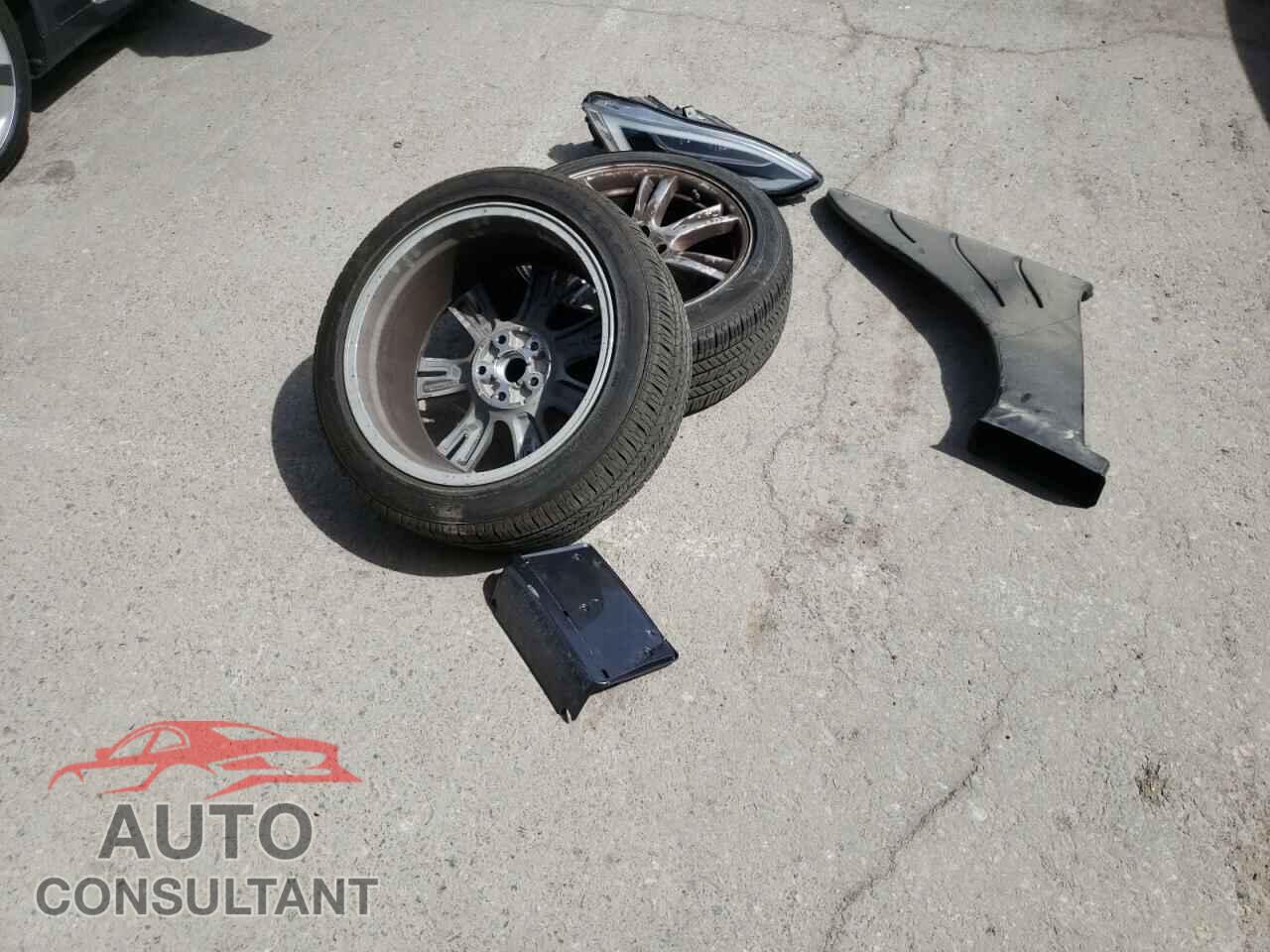 TESLA MODEL S 2021 - 5YJSA1E29MF425729